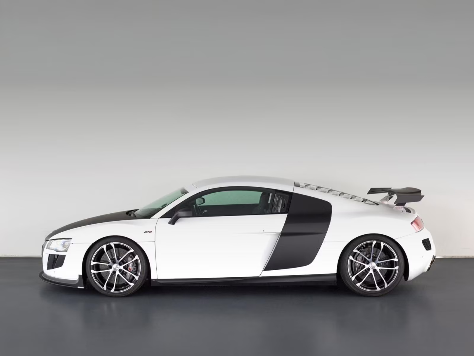 Yabancıdan Yabancıya Audi R8 5.2 FSI R Tronic Quattro