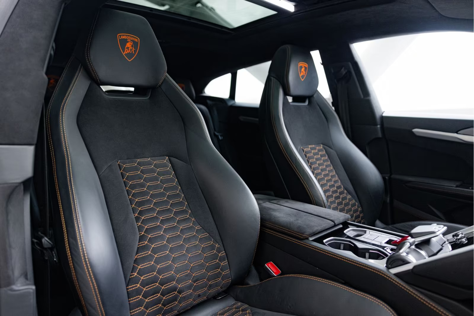 Yabancıdan Yabancıya Lamborghini Urus 4.0 V8